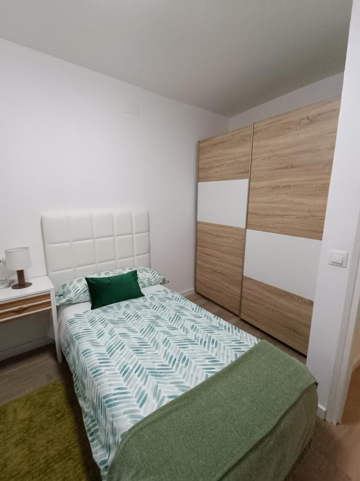 Apartamento Estel La Seu d'Urgell Exteriör bild