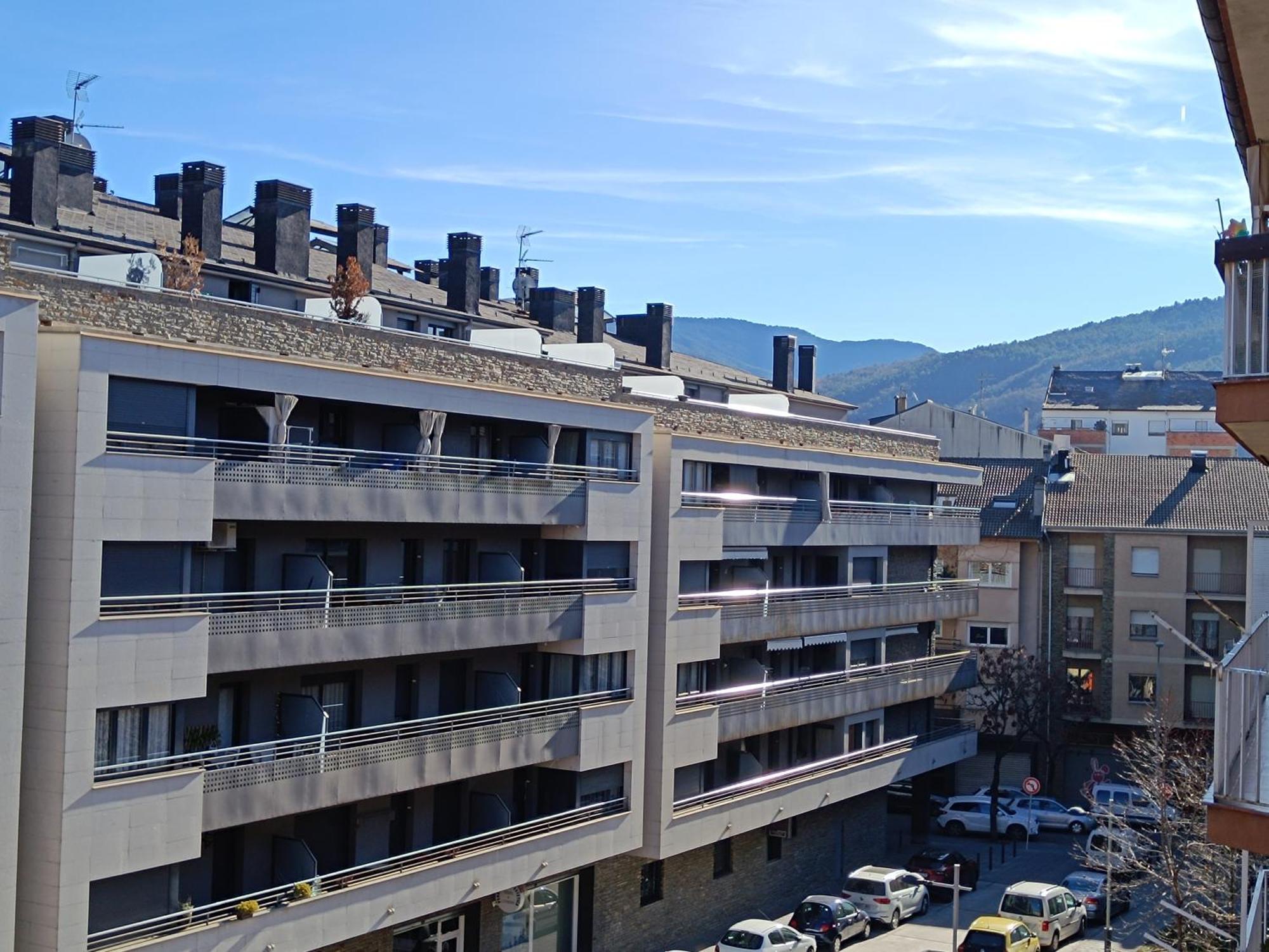 Apartamento Estel La Seu d'Urgell Exteriör bild
